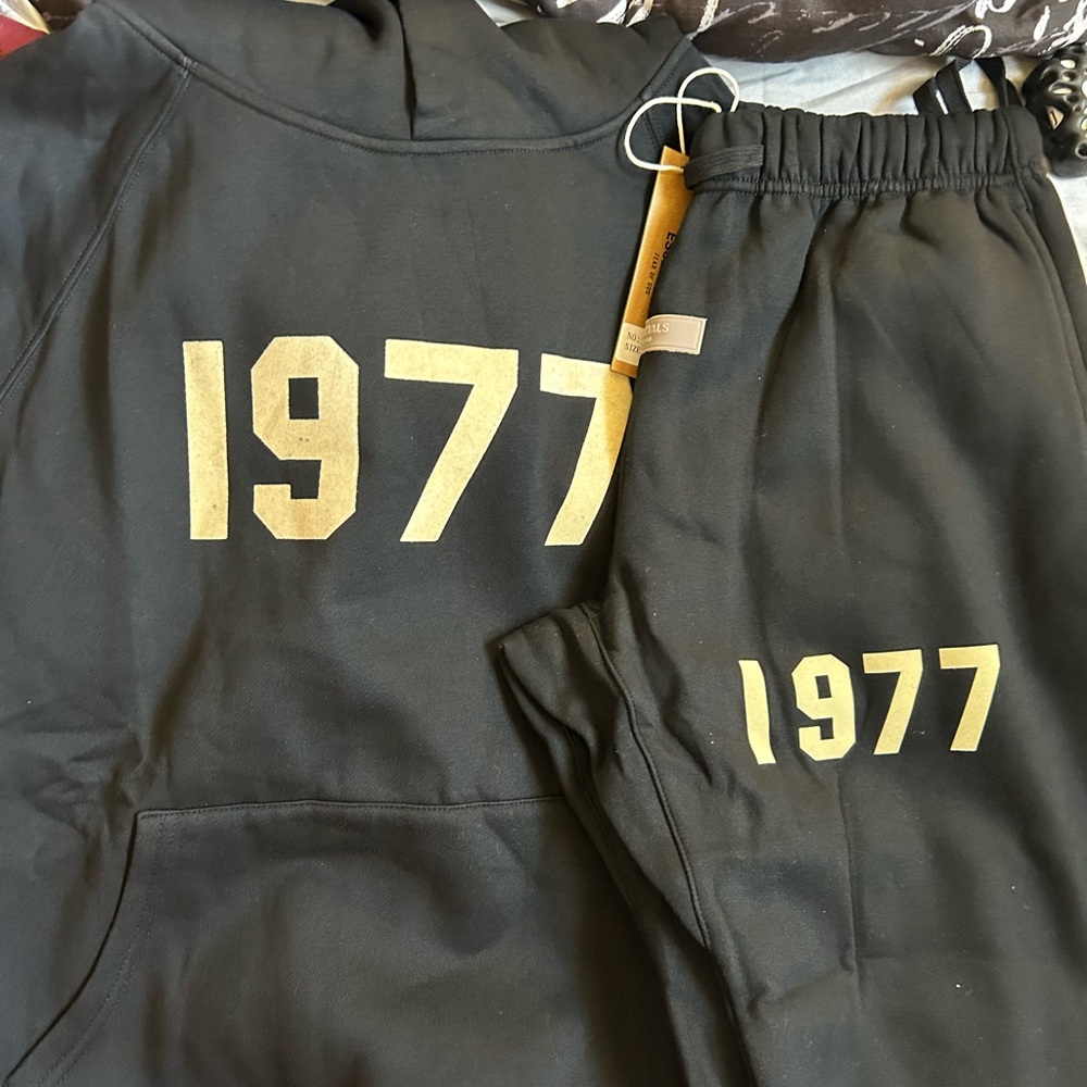 Essentials hoodies new